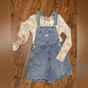 Levis Overall shorts XS (2-4)Distressed Denim great cond. country boho cute farm